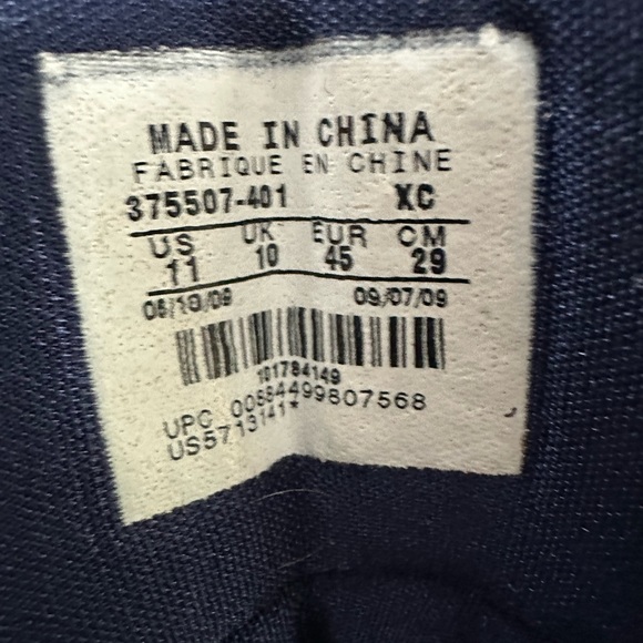 Nike Zoom Hustle basketball shoes - Picture 4 of 6